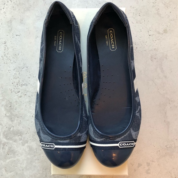 coach navy flats